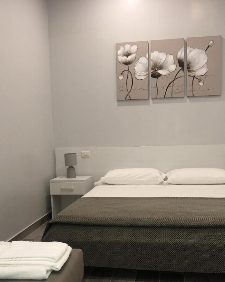 B&B Vittorio Emanuele Cirò Marina Екстериор снимка