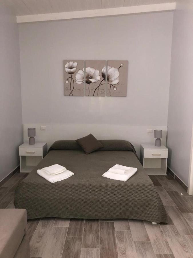B&B Vittorio Emanuele Cirò Marina Екстериор снимка