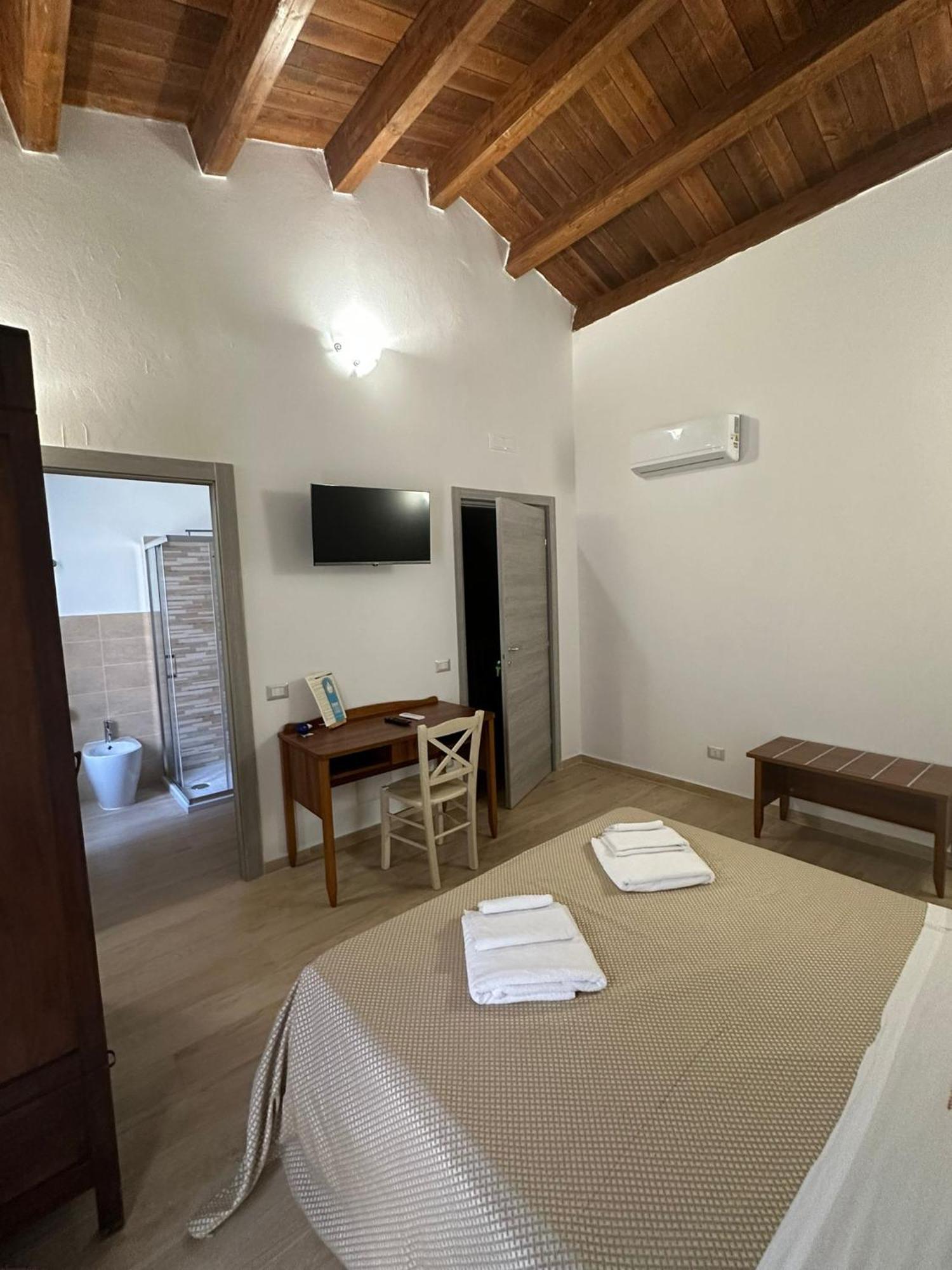 B&B Vittorio Emanuele Cirò Marina Екстериор снимка