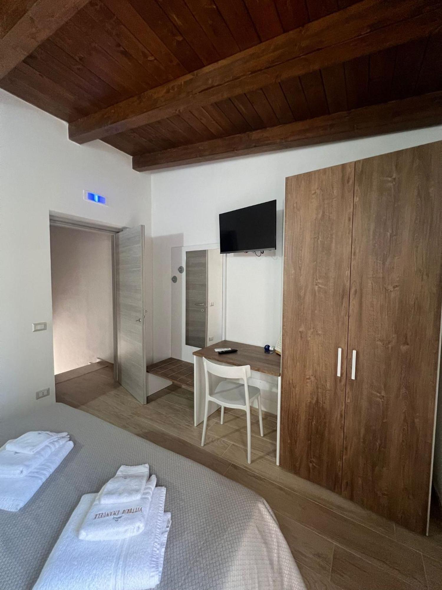 B&B Vittorio Emanuele Cirò Marina Екстериор снимка